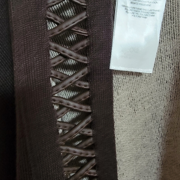 LYSSE Chocolate One Size Poncho with Criss Cross Detail - Picture 4 of 5
